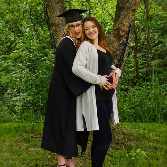 Meet your Posher, Amy - Picture 1 of 1